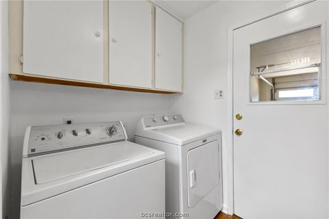 Tiny photo for 1211 King Arthur Circle, College Station, TX 77840 (MLS # 26002581)