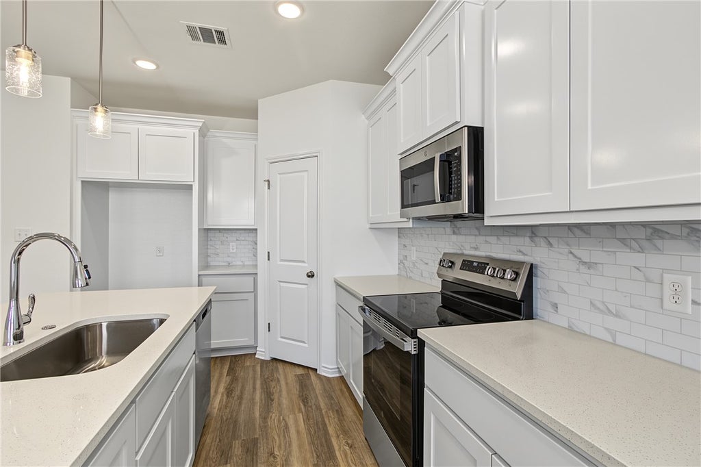 Photo of 1934 Stubbs Drive, Bryan, TX 77807 (MLS # 26011708)