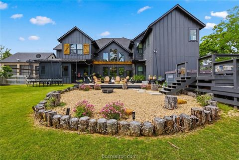 Tiny photo for 215 Woodforest Lane, Franklin, TX 77856 (MLS # 26004535)