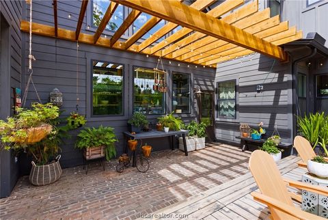 Tiny photo for 215 Woodforest Lane, Franklin, TX 77856 (MLS # 26004535)