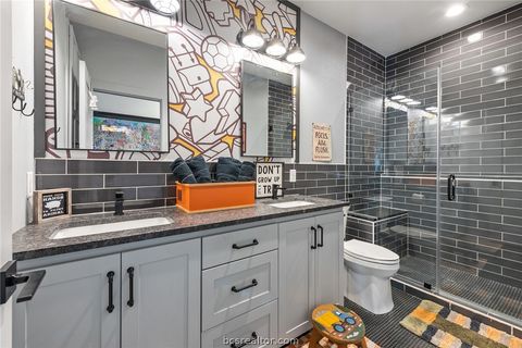 Tiny photo for 215 Woodforest Lane, Franklin, TX 77856 (MLS # 26004535)