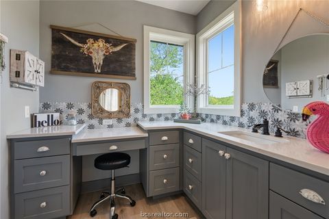 Tiny photo for 215 Woodforest Lane, Franklin, TX 77856 (MLS # 26004535)