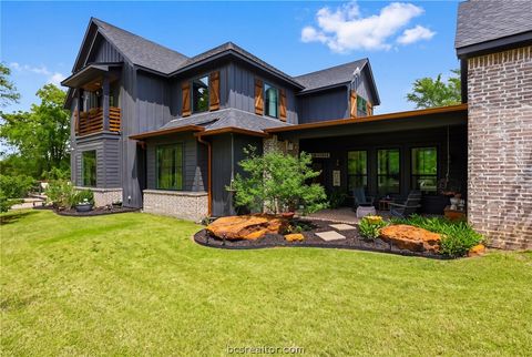 215 Woodforest Lane Franklin TX 77856