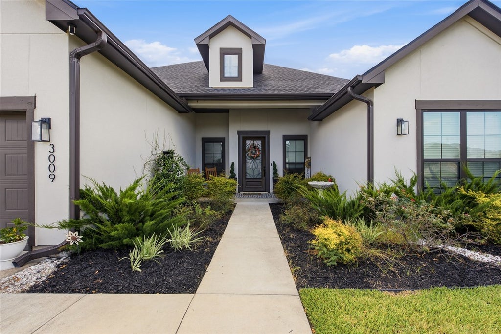 Photo of 3009 Wolfpack Loop, Bryan, TX 77808 (MLS # 26011360)
