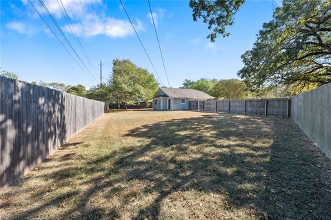 Tiny photo for 3209 Chapel Court, Bryan, TX 77803 (MLS # 25010795)