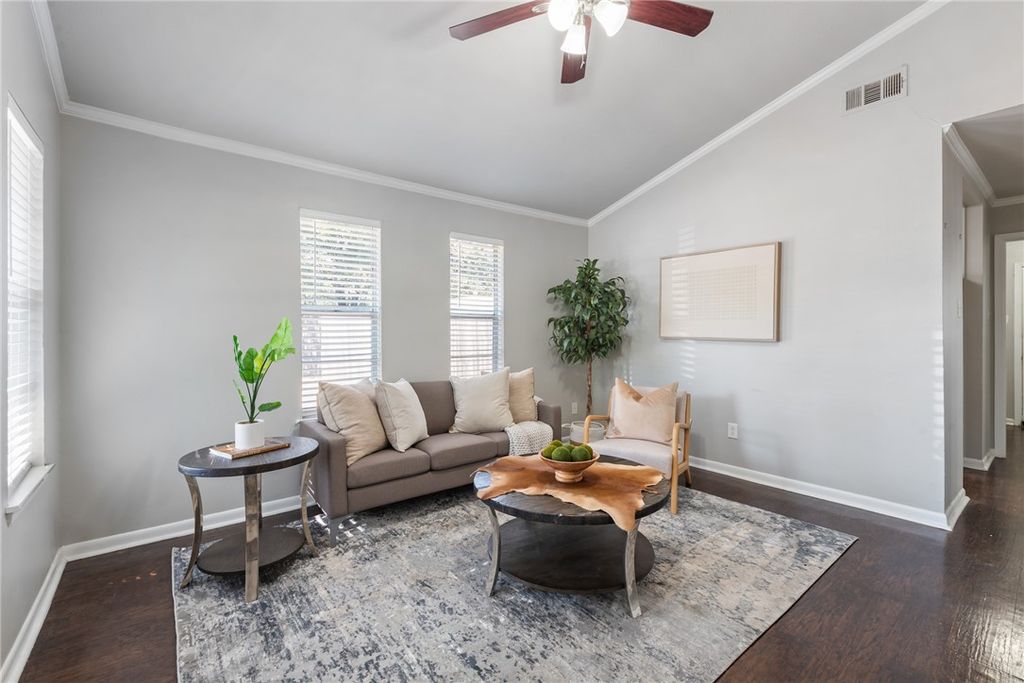 Photo of 3209 Chapel Court, Bryan, TX 77803 (MLS # 25010795)