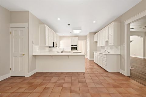 Tiny photo for 417 W Morgan Street, Franklin, TX 77856 (MLS # 25012796)