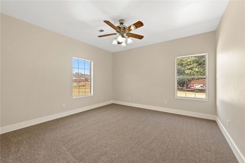 Tiny photo for 417 W Morgan Street, Franklin, TX 77856 (MLS # 25012796)
