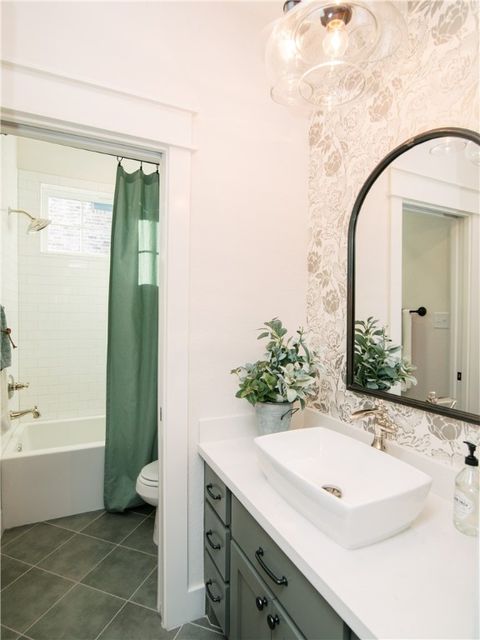 Tiny photo for 4246 Harding Way, Bryan, TX 77802 (MLS # 26000117)