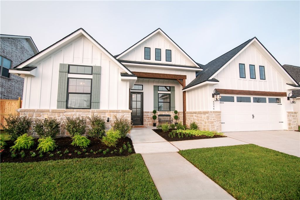 Photo of 4246 Harding Way, Bryan, TX 77802 (MLS # 26000117)