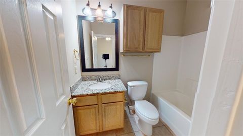 Tiny photo for 1625 Park Place Pl, College Station, TX 77840 (MLS # 26001568)