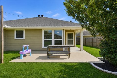 Tiny photo for 937 Crested Point Drive, College Station, TX 77845 (MLS # 26005924)