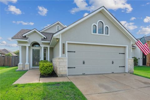 Photo of 2023 Turning Leaf Drive, Bryan, TX 77807 (MLS # 26005057)