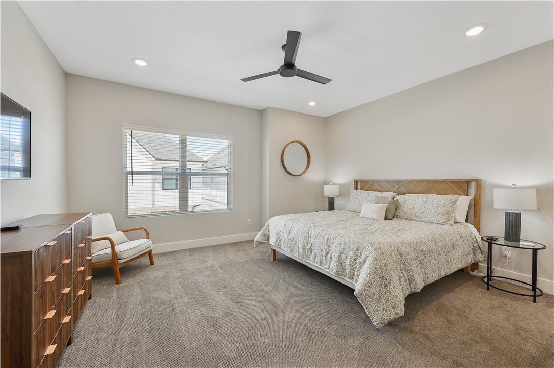 College Station, Texas 77840, United States, 4 Bedrooms Bedrooms, ,5 BathroomsBathrooms,Residential,Active,86088