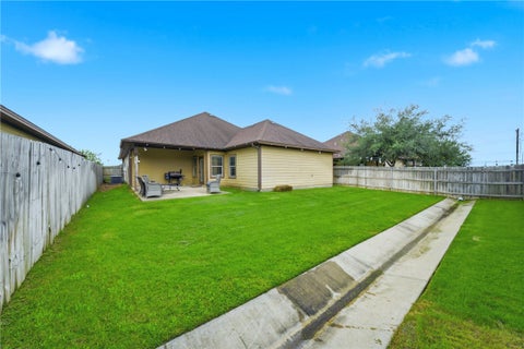 Tiny photo for 3105 Papa Bear Drive, College Station, TX 77845 (MLS # 26007194)