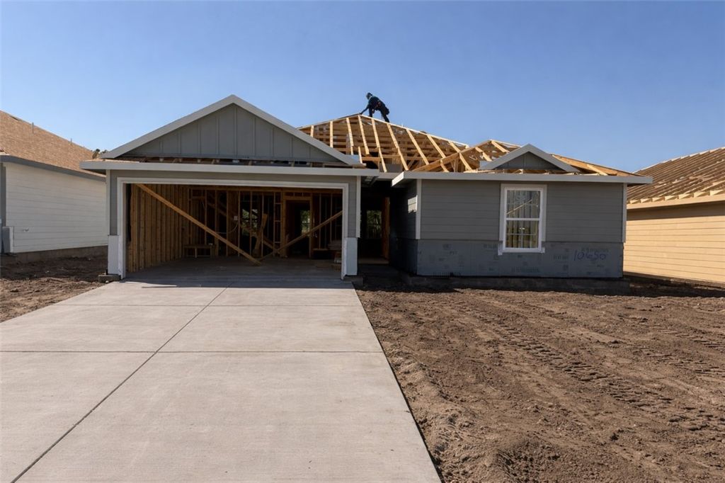 Photo of 10650 Knox Landing Dr Dr, Bryan, TX 77845 (MLS # 26002976)