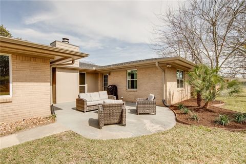 Tiny photo for 2118 Wayside Drive, Bryan, TX 77802 (MLS # 26002265)