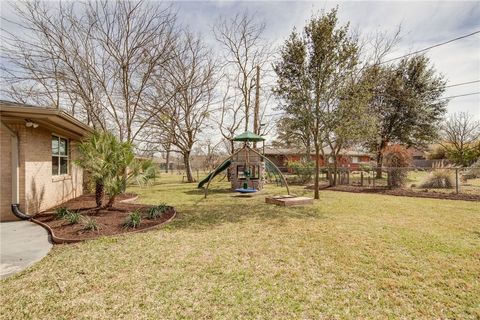 Tiny photo for 2118 Wayside Drive, Bryan, TX 77802 (MLS # 26002265)