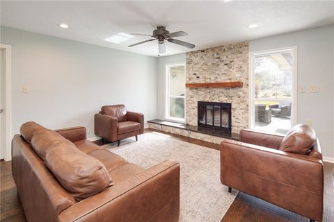 Tiny photo for 2118 Wayside Drive, Bryan, TX 77802 (MLS # 26002265)