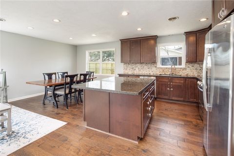 Tiny photo for 2118 Wayside Drive, Bryan, TX 77802 (MLS # 26002265)