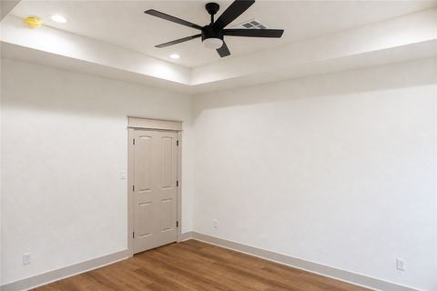Tiny photo for 911 Harlem Lane, Bryan, TX 77803 (MLS # 26009156)