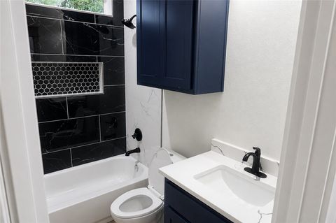 Tiny photo for 911 Harlem Lane, Bryan, TX 77803 (MLS # 26009156)
