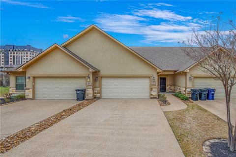 Photo of 1483 Buena Vista Vis, College Station, TX 77845 (MLS # 25013134)