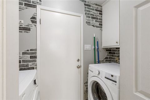 Tiny photo for 8205 Raintree Drive, College Station, TX 77845 (MLS # 26000265)