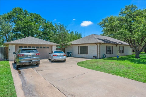 Tiny photo for 1818 Bee Creek Drive, College Station, TX 77840 (MLS # 26006391)