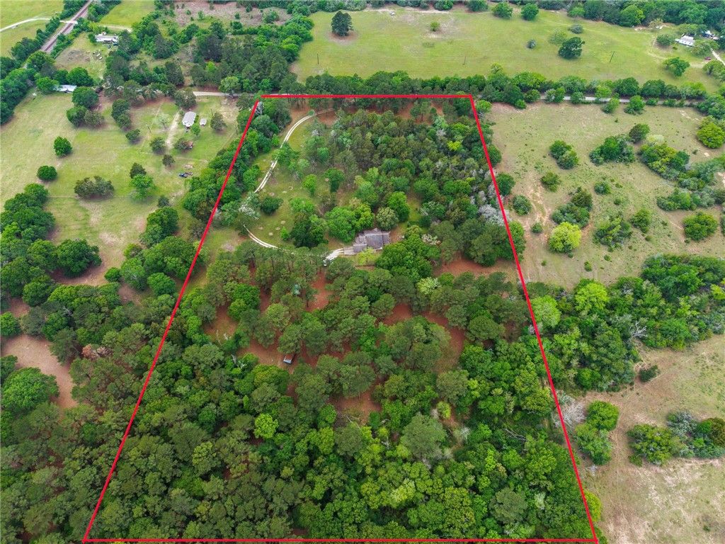 Photo of 10314 County Road 417A, Navasota, TX 77868 (MLS # 26004612)