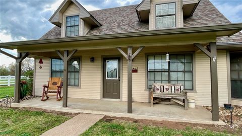 Tiny photo for 1690 W Fm-1644, Franklin, TX 77856 (MLS # 26003028)