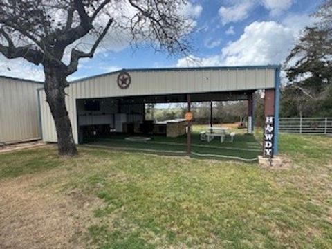 Tiny photo for 1690 W Fm-1644, Franklin, TX 77856 (MLS # 26003028)