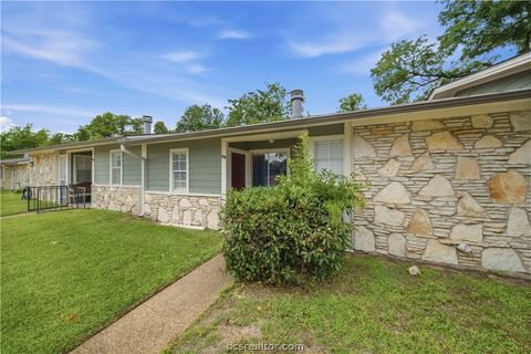 Tiny photo for 2800 Longmire Drive #28, College Station, TX 77845 (MLS # 26005702)