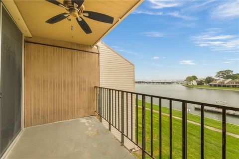 Tiny photo for 12600 Melville Drive #326B, Montgomery, TX 77356 (MLS # 26003371)
