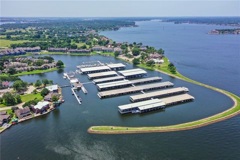 Tiny photo for 12600 Melville Drive #326B, Montgomery, TX 77356 (MLS # 26003371)