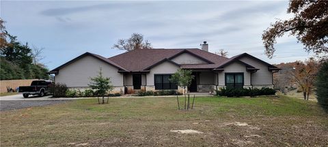 Photo of 3104 Stonewood Drive, Franklin, TX 77856 (MLS # 25013045)