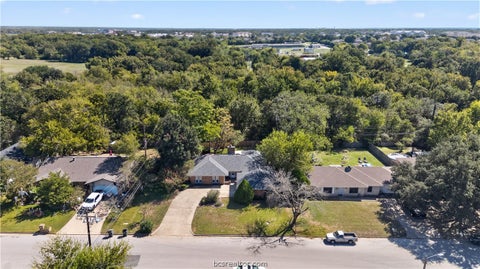 Tiny photo for 3915 Old Oaks Drive, Bryan, TX 77802 (MLS # 26012211)
