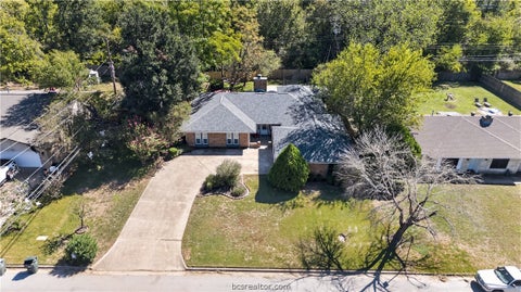 Tiny photo for 3915 Old Oaks Drive, Bryan, TX 77802 (MLS # 26012211)
