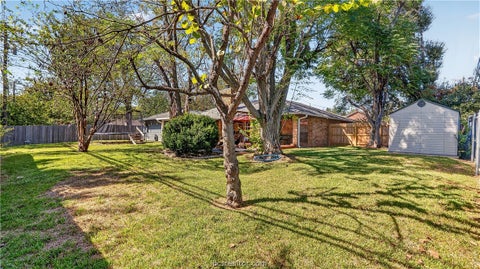 Tiny photo for 3915 Old Oaks Drive, Bryan, TX 77802 (MLS # 26012211)