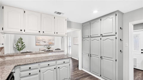 Tiny photo for 3915 Old Oaks Drive, Bryan, TX 77802 (MLS # 26012211)