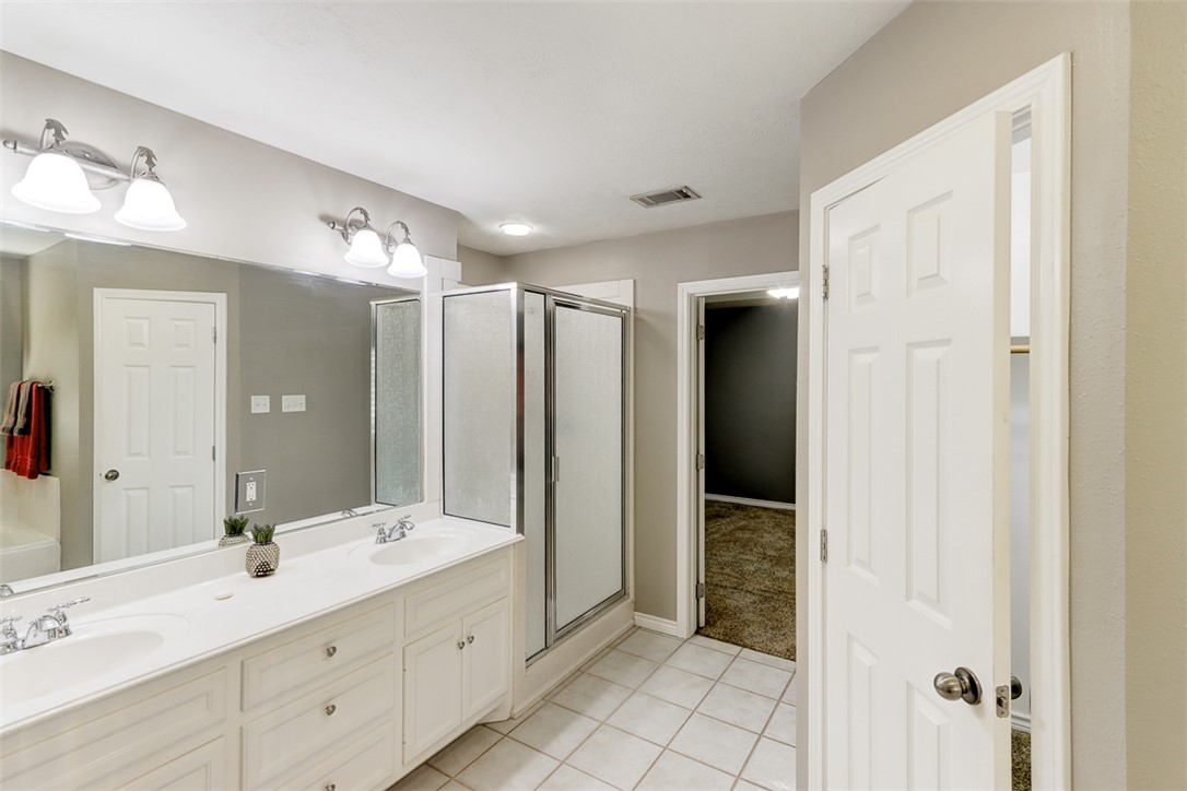 College Station, Texas 77845, United States, 3 Bedrooms Bedrooms, ,2 BathroomsBathrooms,Residential,Pending,21265