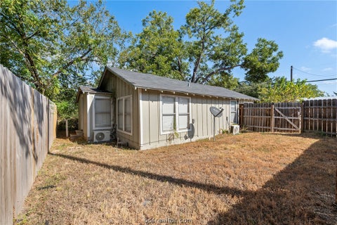 Tiny photo for 1211 W 18th Street, Bryan, TX 77803 (MLS # 26010982)