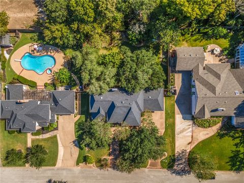 Tiny photo for 2110 Bent Oak Street, College Station, TX 77845 (MLS # 25011070)