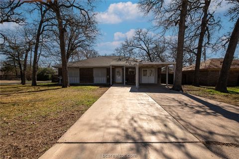 Tiny photo for 2212 Teton Drive, Bryan, TX 77803 (MLS # 26002198)