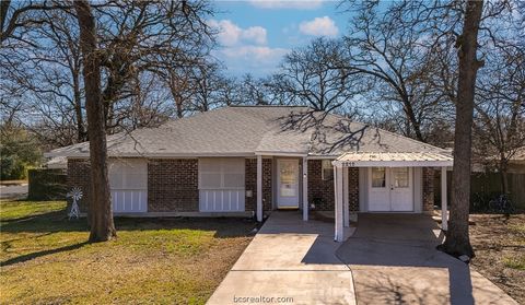 Photo of 2212 Teton Drive, Bryan, TX 77803 (MLS # 26002198)