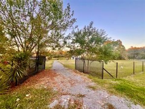 274 LCR 911 Jewett TX 75846