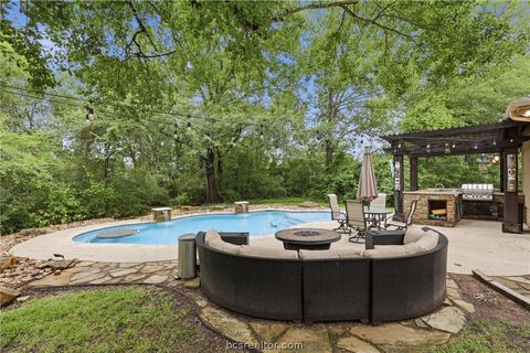 Tiny photo for 4755 Johnson Creek Loop, College Station, TX 77845 (MLS # 26006370)