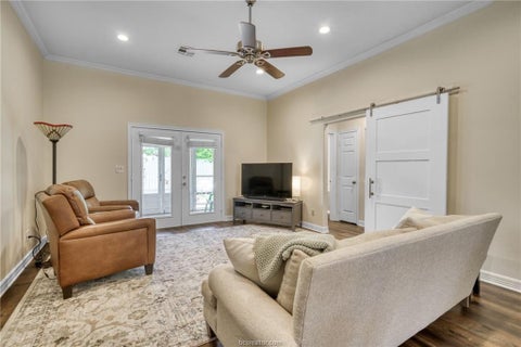 Tiny photo for 1104 Jennifer Street, Madisonville, TX 77864 (MLS # 26009346)