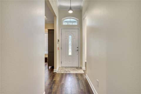 Tiny photo for 1104 Jennifer Street, Madisonville, TX 77864 (MLS # 26009346)