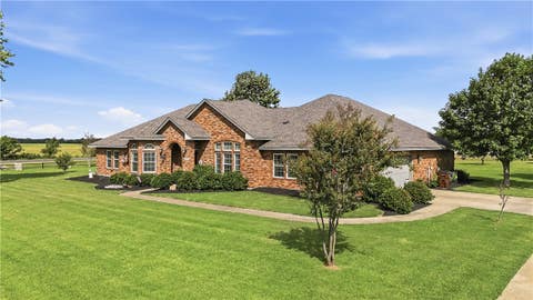 Tiny photo for 135 Apache Drive, Franklin, TX 77856 (MLS # 26009726)